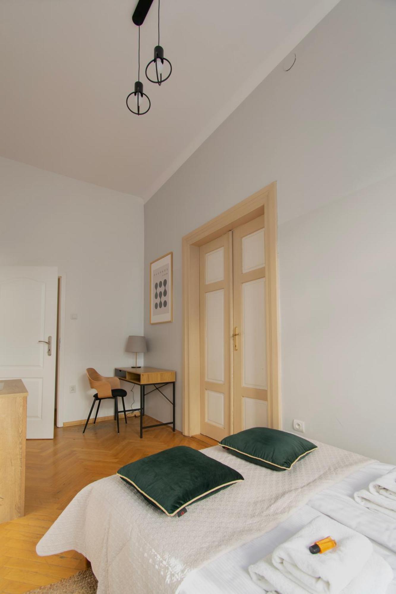 Huge Smoleńsk Street Appartement *